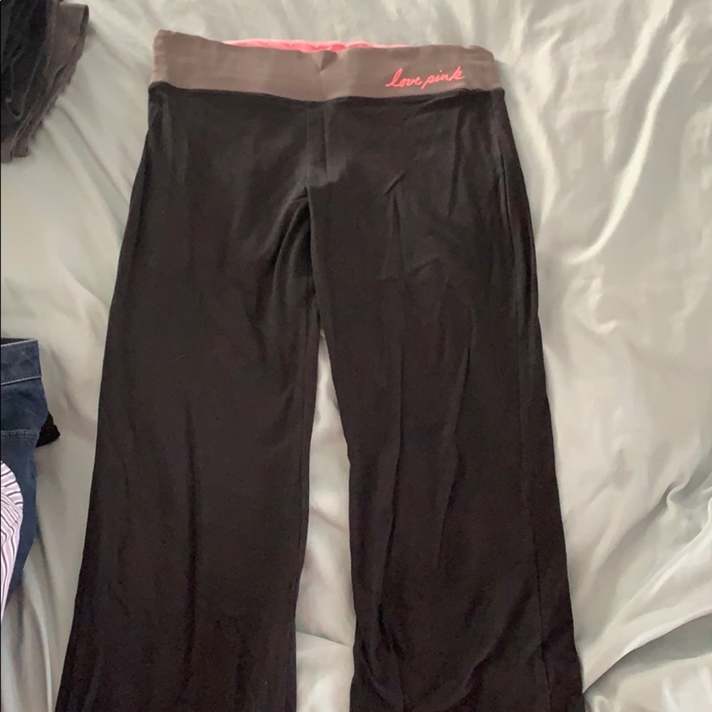 Pink Victoria’s Secret legging